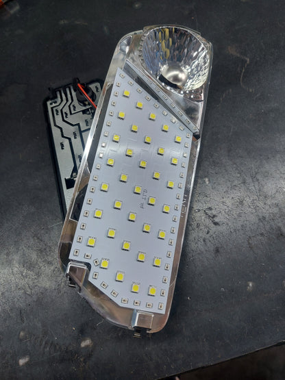 Innenraum LED Leuchten zweifarbig (Weiss/Rot) -  Passend für Scania S/R/G/P/L/XT Next-Gen 2016+