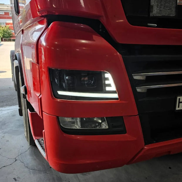 LED headlights - Suitable for MAN TGX