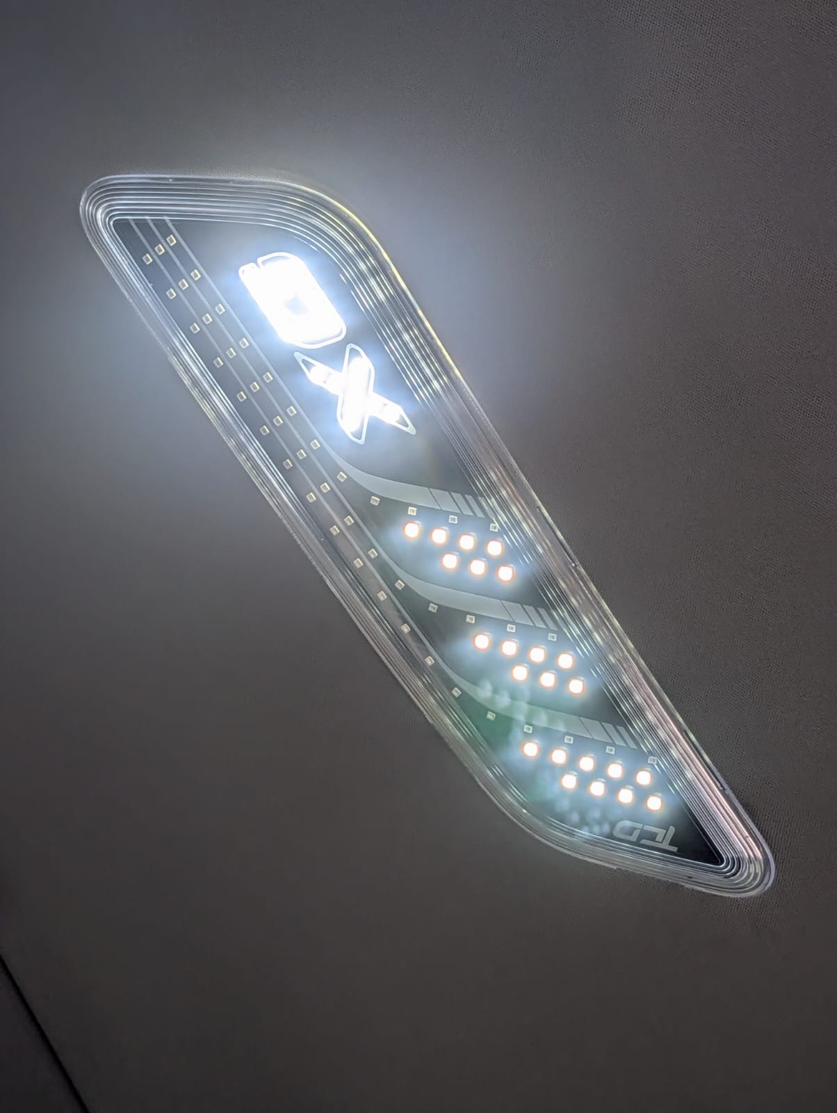 Innenraum LED-Leuchten zweifarbig - Passend für DAF XG/XF (2021+)