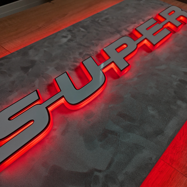 Custom Cabin Light - Model "SUPER" (builder)